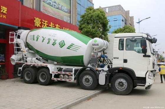 Building Material Shops Used SinotruK HOWO T5G 340HP 8X4 7.37 Square Concrete Mixer Truck