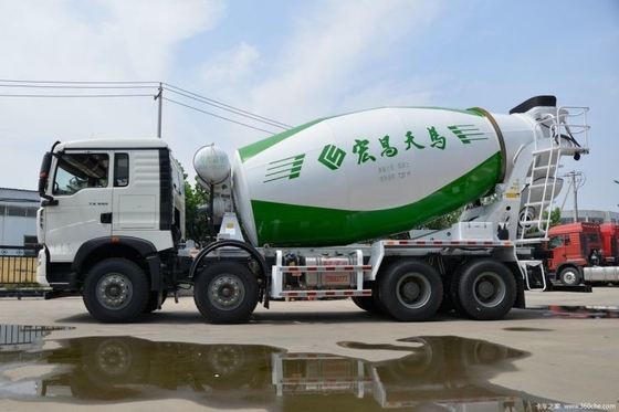 Sinotruk HOWO TX6 340 HP 8X4 7.37 Square Concrete Mixer Truck for Customer's Requirement
