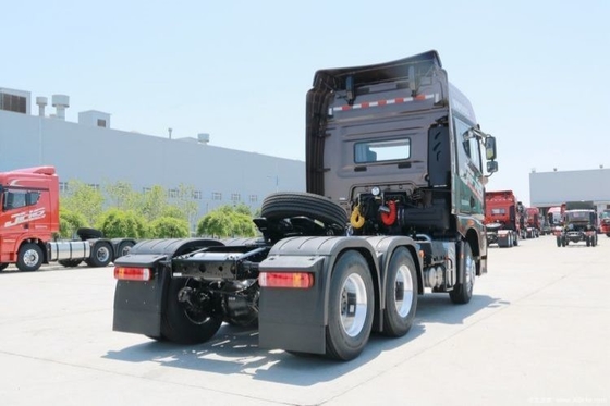 Jiefang JH6 6x4 4x2 8x4 Tractor with Air Suspension Driver's Seat and Multimedia System
