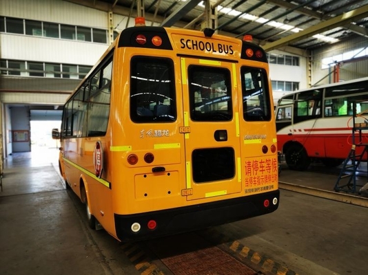 24 Seats Dongfeng School Bus with 85 Maximum Power and 6-8L Engine Capacity