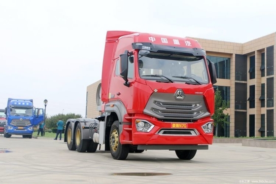 EURO 5 Manual Transmission SinotruK Haohan N7G 4*2 6*4 CHG LNG Special Truck Traction