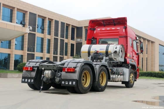 EURO 5 Manual Transmission SinotruK Haohan N7G 4*2 6*4 CHG LNG Special Truck Traction