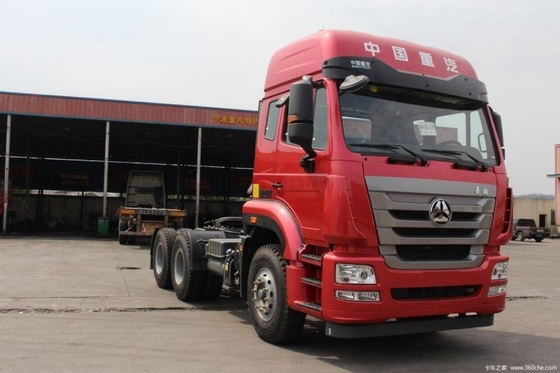 SinotruK Haohan J7B 4*2 6*4 CHG LNG Traction Truck with 400-500L Fuel Tank Capacity