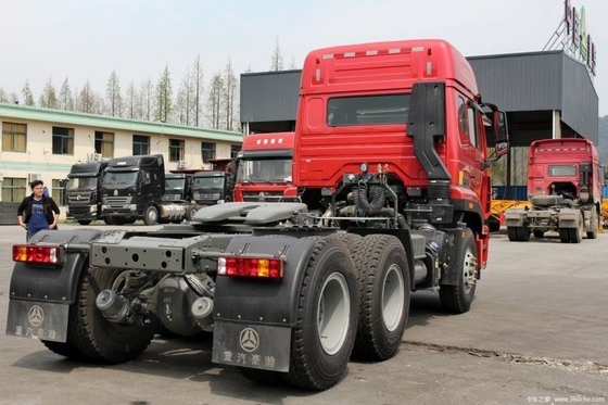 SinotruK Haohan J7B 4*2 6*4 CHG LNG Traction Truck with 400-500L Fuel Tank Capacity