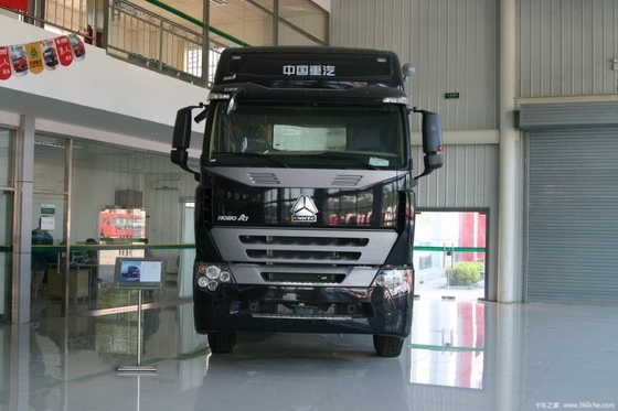 6*4 Left/Right Hand Driving Stock HOWO A7 CHG LNG Tractor Truck Head with Cruise Control