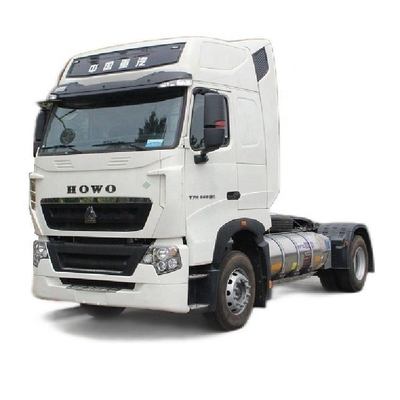 Sinotruk HOWO T7H 4*2 Dangerous Goods Towing Truck Head with Engine Capacity 8L at a