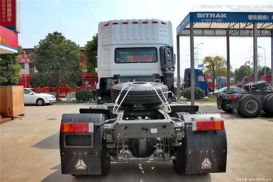 ACC Cruise Control Sinotruk Steyr D7B 380HP 4X2 Traction Truck Head 6.21*2.496*3.875M