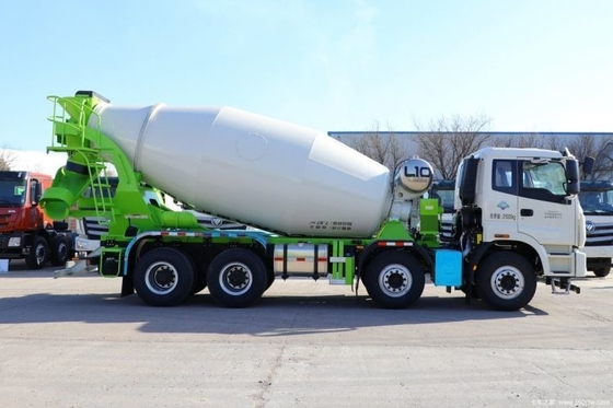 Fukuda Auman ETX 340 horsepower 8X4 7.87 square concrete mixing truck