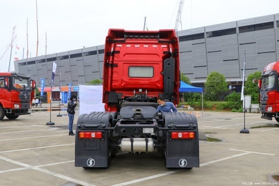 Shaanxi Automobile Heavy Cadron X5000 440hp 6X4 Traction Truck Head Half a Row Seating