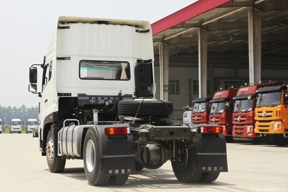 3 Passenger W5B-H Heavy Truck 340HP 4X2 Tractor Head Truck with 6-8L Engine Capacity