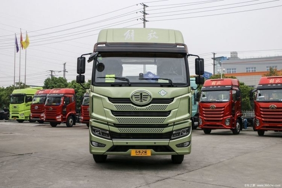 Qingdao Jiefang JH5 heavy truck 480 HP 6X4 LNG tractor trucks with Cruise Control ACC