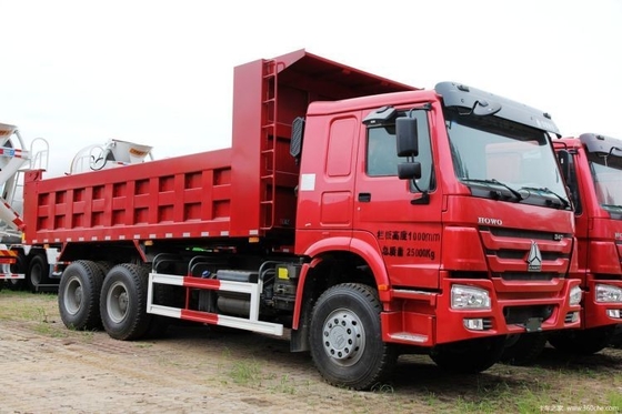 Touch Screen Used HOWO Heavy Truck 340 HP 6X4 5.6m Dump Trucks at for 2 Passengers