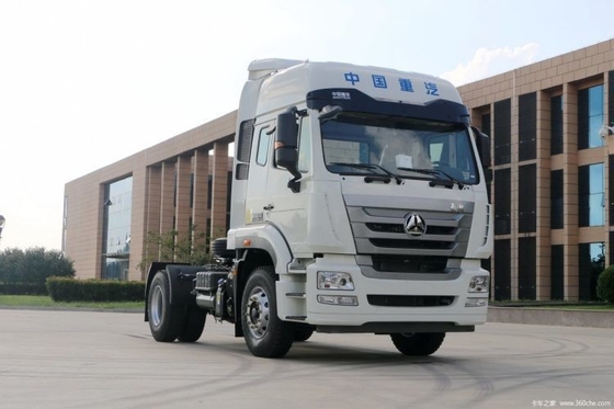 SINOTRUCK Haohan J5G 4X2 Tractor Trucks with 340HP and 300-400L Fuel Tank Capacity