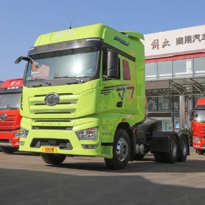 FAW Jiefang J7 Heavy Truck 6X4 LNG Traction Truck 530hp Engine and Cruise Control ACC