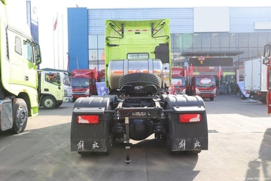 FAW Jiefang J7 Heavy Truck 6X4 LNG Traction Truck 530hp Engine and Cruise Control ACC