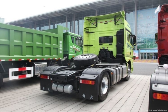 Boutique Used Truck Head FAW Jiefang J7 Heavy Truck 560HP 4X2 Tractor Truck 's Choice
