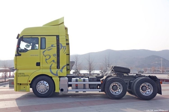 540 HP 6X4 Sinotruck SITRAK C7H Heavy Truck Tractor with Right Driving Type and Features