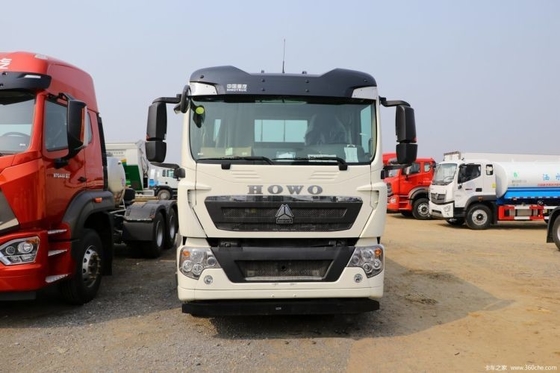 Maximum Torque 1000-1500Nm SinotruK HOWO T5G 6X2 Hurdle Truck for Cargo Transportation