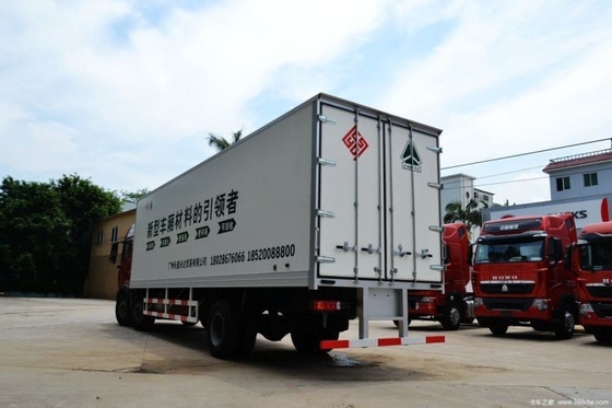 240hp 6X2 9.5 Meters Van Truck for Hot Second-hand from National Heavy Truck HOWO T5G