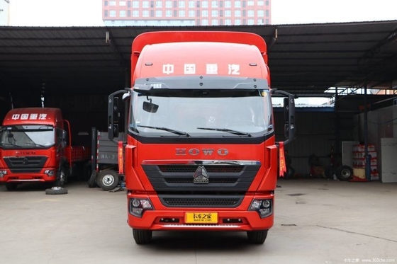 Steering Right SinotruK HOWO G5X Card 4X2 220 HP 6.75m Semi-Warehouse Truck with ABS