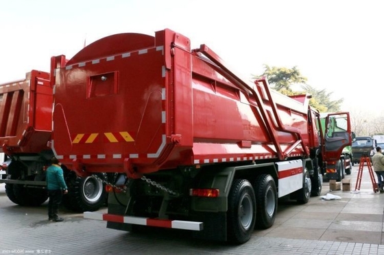 Popular Second-Hand Boutique SINOTRUCK HOWO Heavy Truck 440 HP 8X4 Dump Truck 7.6m