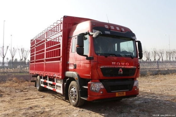 Automatic SINOTRUCK HOWO TX 250hp 4X2 6.8m Warehouse Grid Truck in Excellent Condition