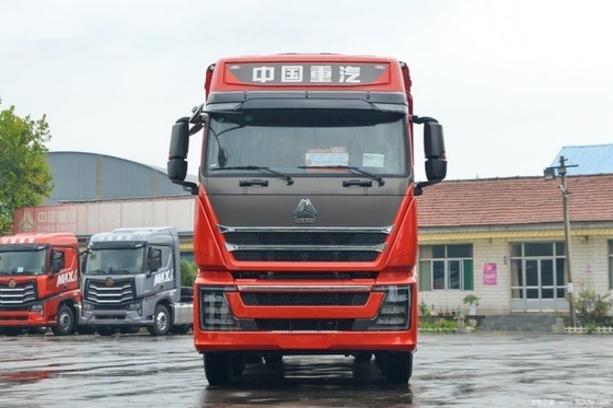 SINOTRUCK HOWO TH7 460HP 8X4 Heavy Truck with 9.5m Warehouse Grid and Multimedia System