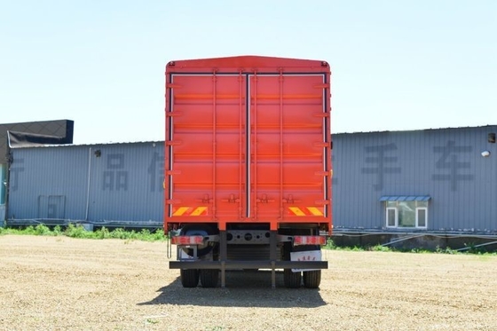 Secondhand Sinotruk SITRAK G5 Medium Truck 240HP 4X2 6.8m Grid-Type Truck Affordable