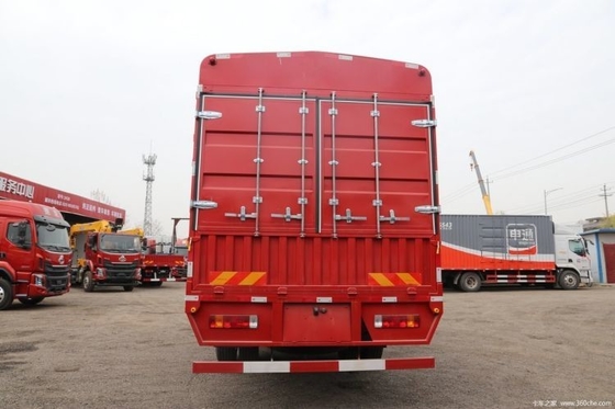 Dongfeng Liuqi Chenglong H5 260hp 4X2 6.8m Medium Truck with 8 Forward Shift Number