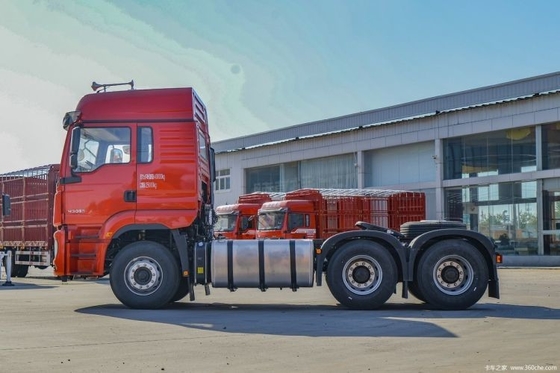 Shacman Delong M3000S Tractor with 500-600L Fuel Tank Capacity and 351-450hp Horsepower